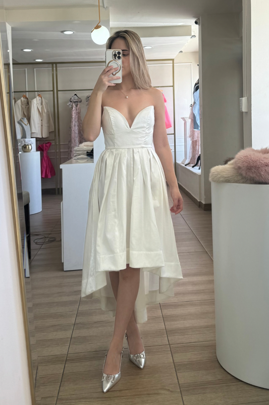 Vestido blanco con cauda